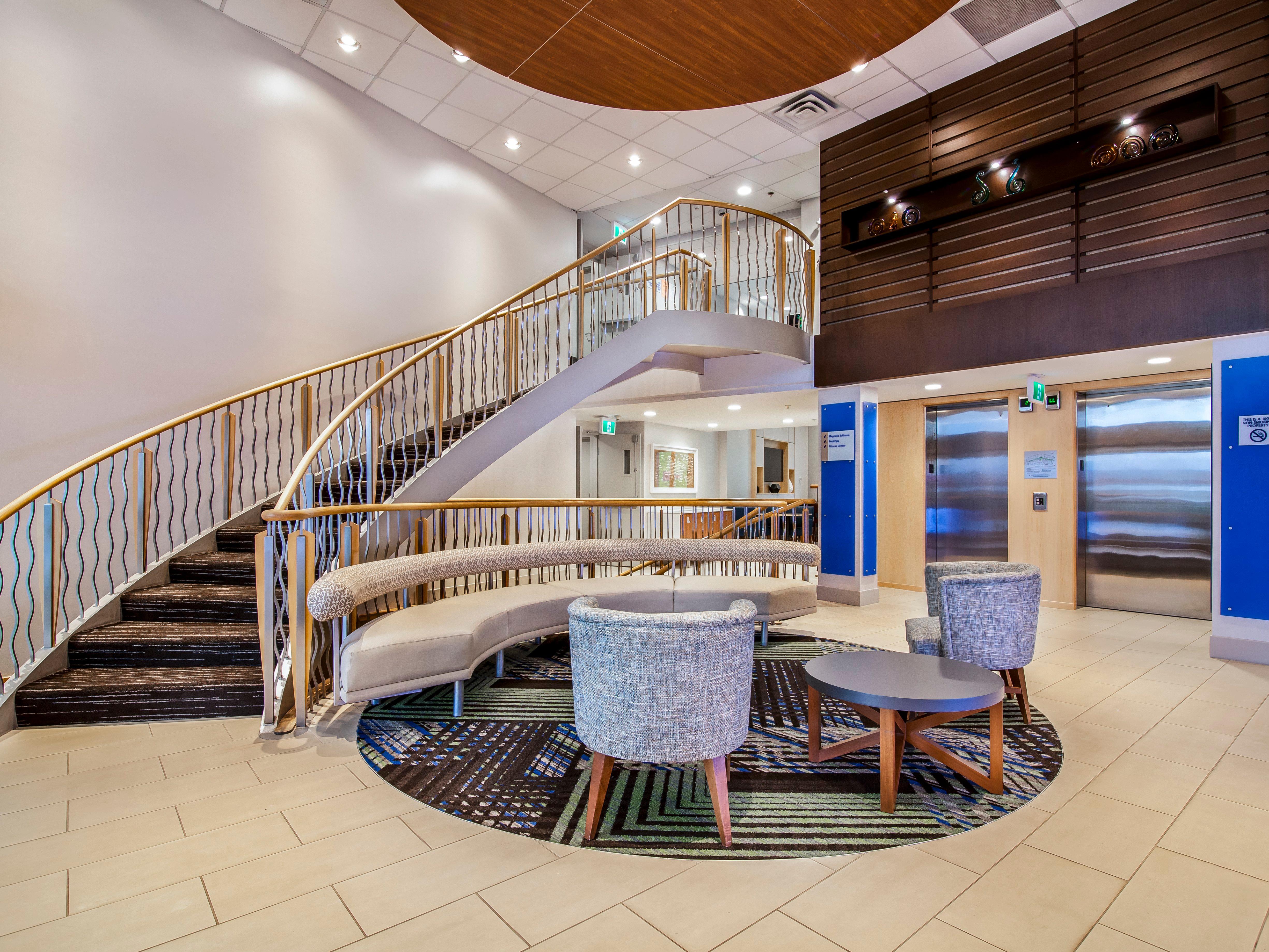 Holiday Inn Express & Suites Langley By Ihg Dış mekan fotoğraf